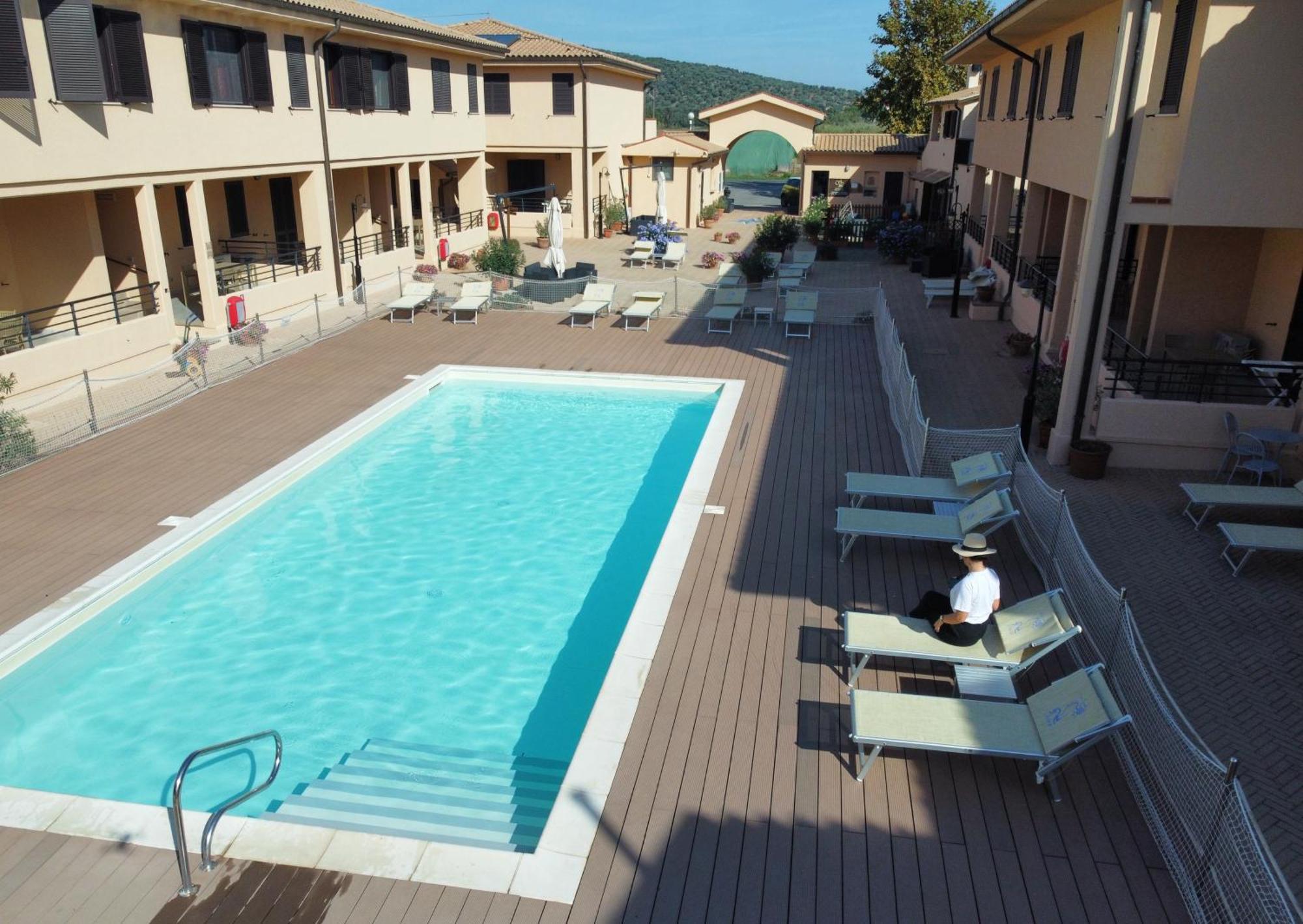Residence Talamone Il Poderino Exterior photo